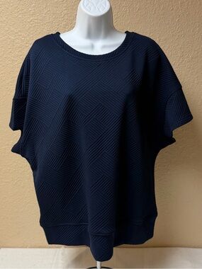 4/$20 Liam & Co. Textured Short Sleeve Navy Pullover